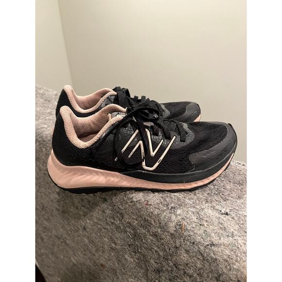 New Balance Dynasoft Nitrel Sneaker Shoe size 7 - Picture 1 of 8